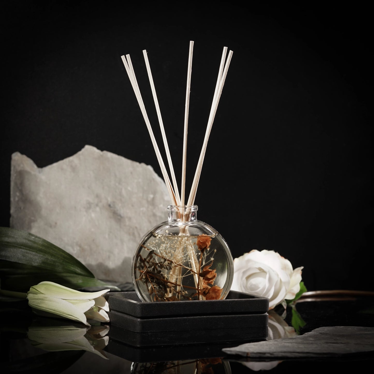 Glass Botanical Reed Diffuser